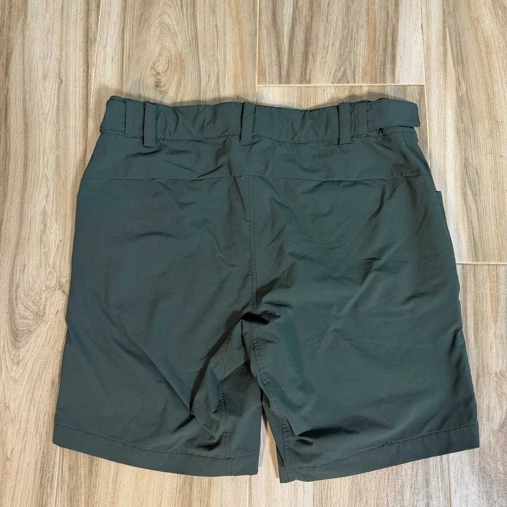Helly Hansen Shorts Men's M Green Blaze Softshell Hiking Outdoor Adjustable